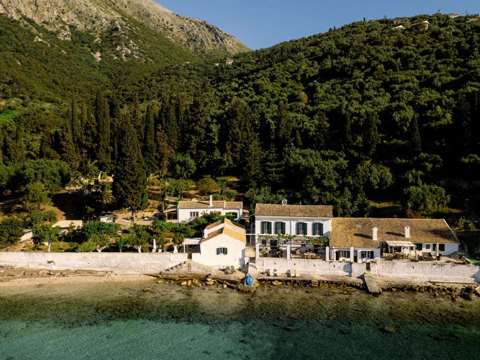 Nissaki Olive Press Villas Ниссаки Экстерьер фото