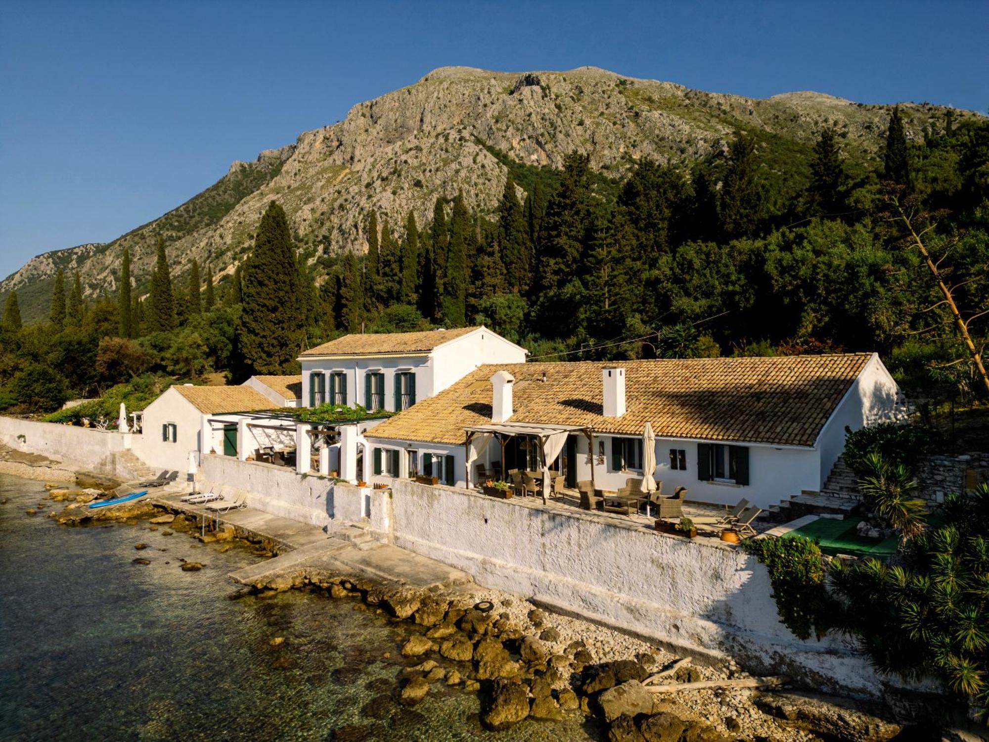 Nissaki Olive Press Villas Ниссаки Экстерьер фото