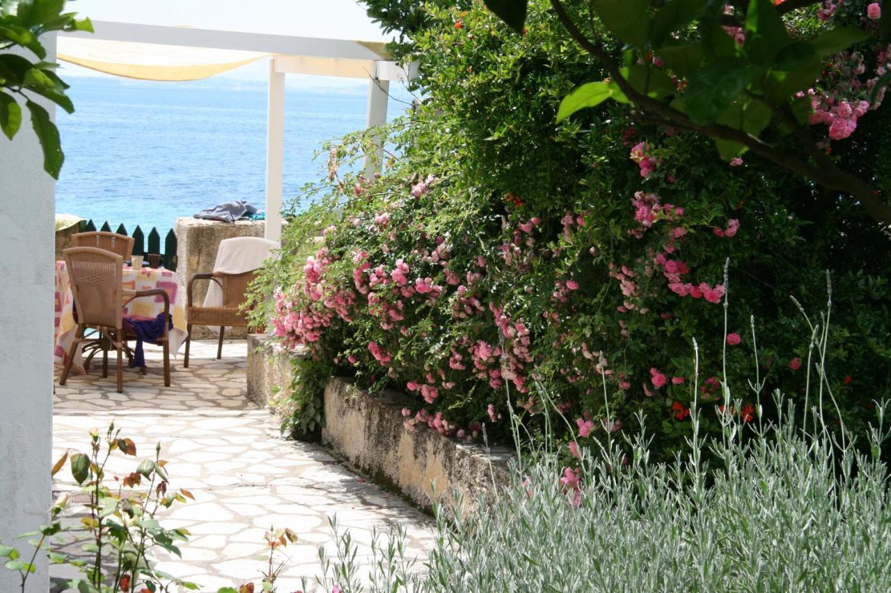 Nissaki Olive Press Villas Ниссаки Экстерьер фото